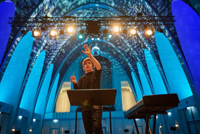 chorwerk-ruhr-heilig-kreuz-kirche-martina-batic-shiva-feshareki-christian-palm-turntables